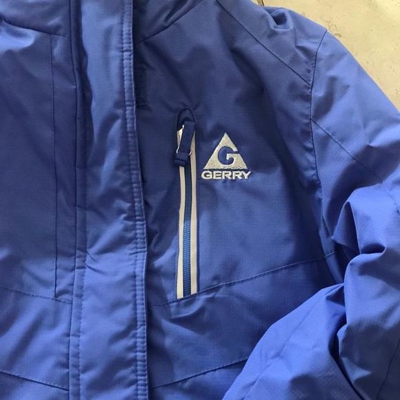 Gerry insulated Blue jacket size 10/12 w/hoodie  - Picture 3 of 9